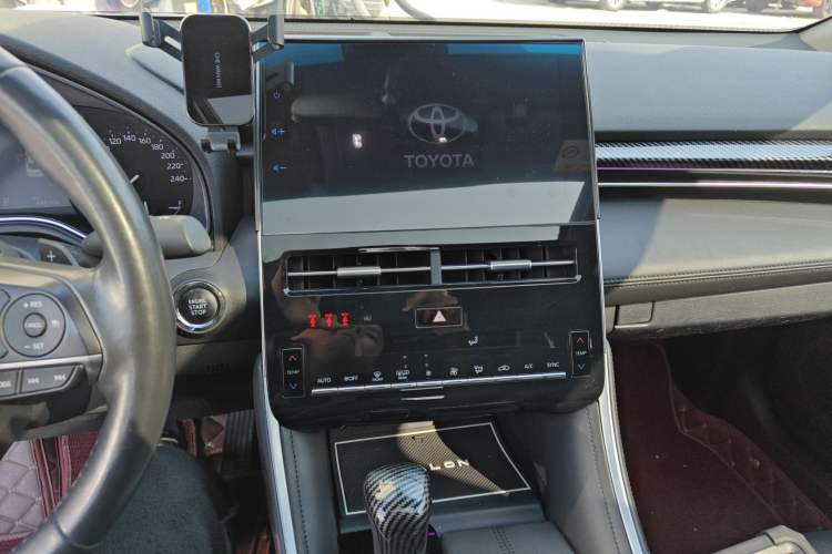 Used Toyota Avalon 2022 2.5L Luxury Edition