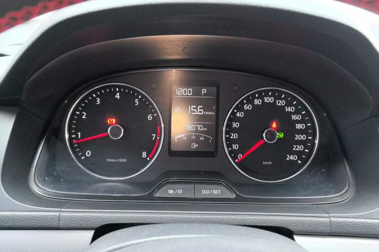 Used Volkswagen Gran Lavida 2013 1.4 TSI Automatic Comfort Model