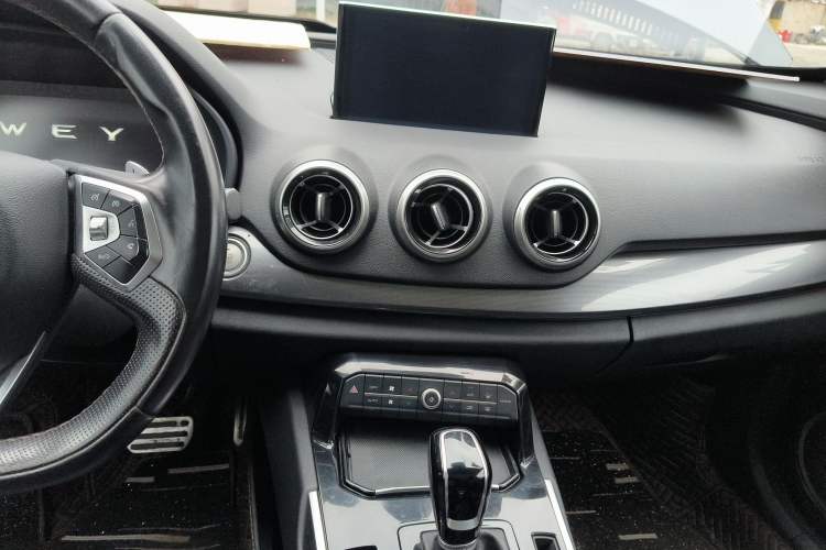 Used Wey VV7 2017 2.0T Flagship Model
