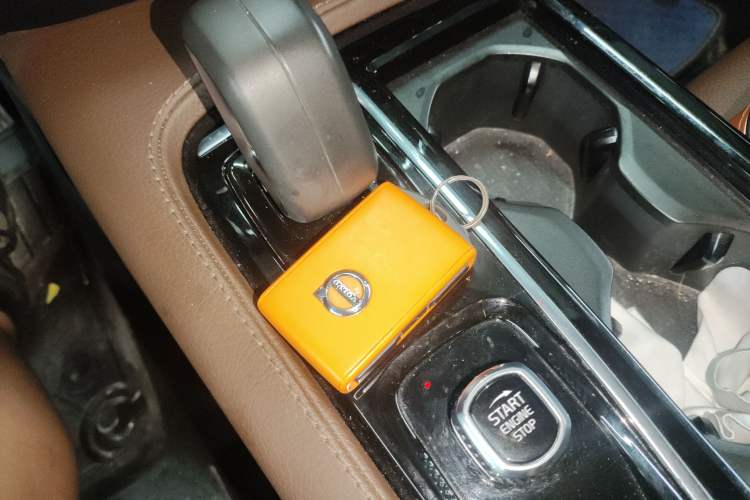 Used Volvo S60 New Energy 2022 T8 eDrive Hybrid All-Wheel Drive Smart Luxury Edition
