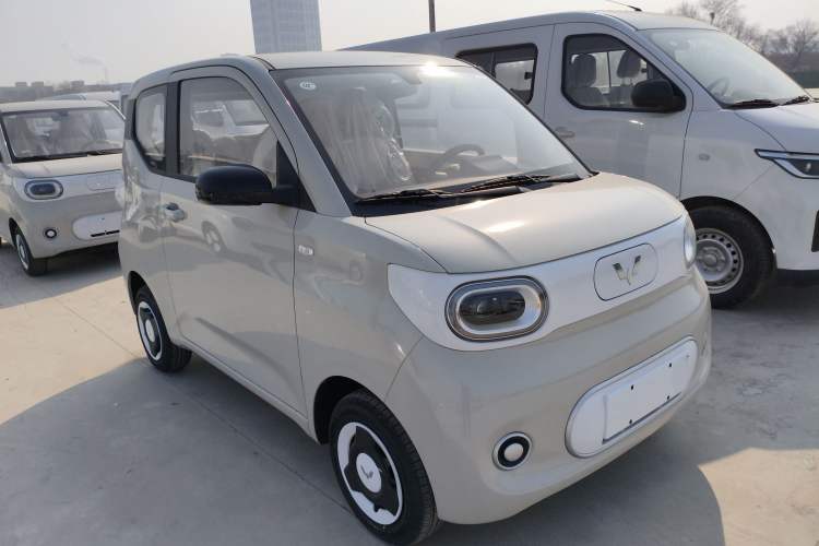 Used Wuling Hongguang MINIEV 2024 3rd Generation 215km Youth Edition
