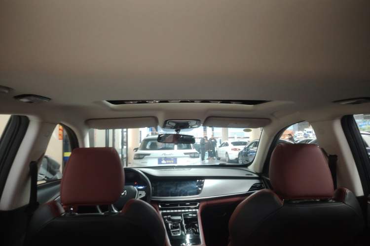 Used Changan CS85 COUPE 2023 1.5T DCT Luxury Version
