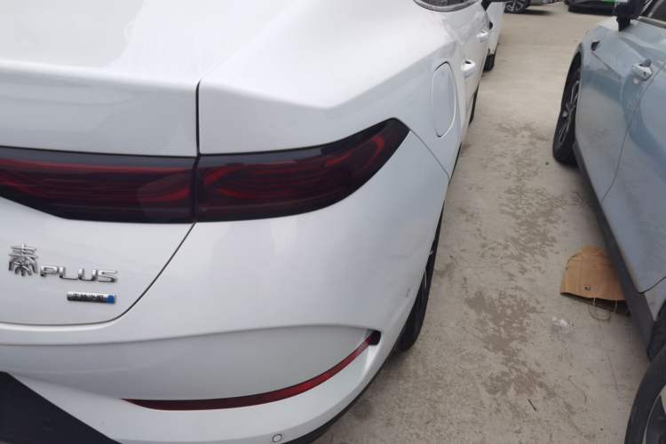 Used BYD Qin PLUS 2025 DM-i Smart Drive 120KM Superior Model
