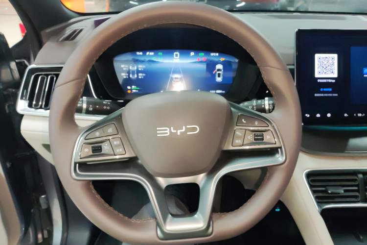 Used BYD Song PLUS New Energy 2025 DM-i 112KM Prestige Model
