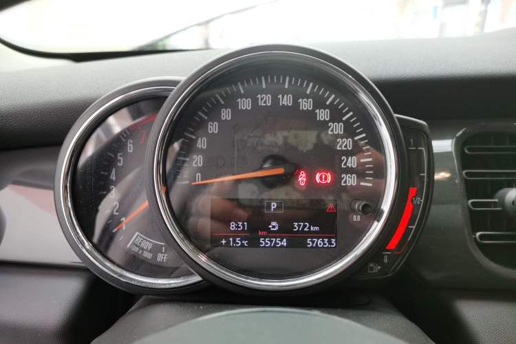 Used  MINI 2023 1.5T ONE
