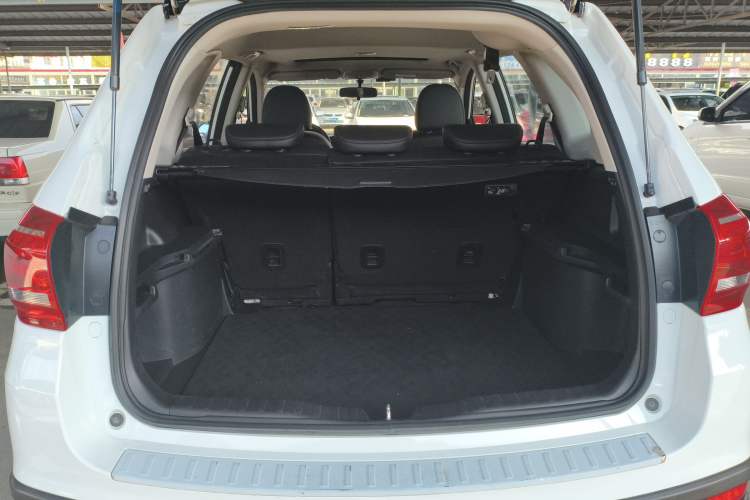 Used Haval H6 2017 Red-Label Sport Edition 1.5T Manual Two-Wheel Drive Elite Model
