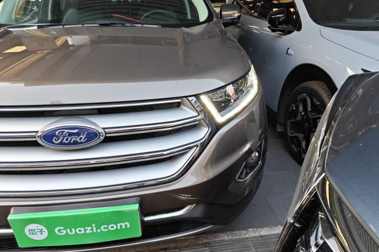 Used Ford Edge 2016 EcoBoost 245 Two-Wheel-Drive Titanium 7-Seater