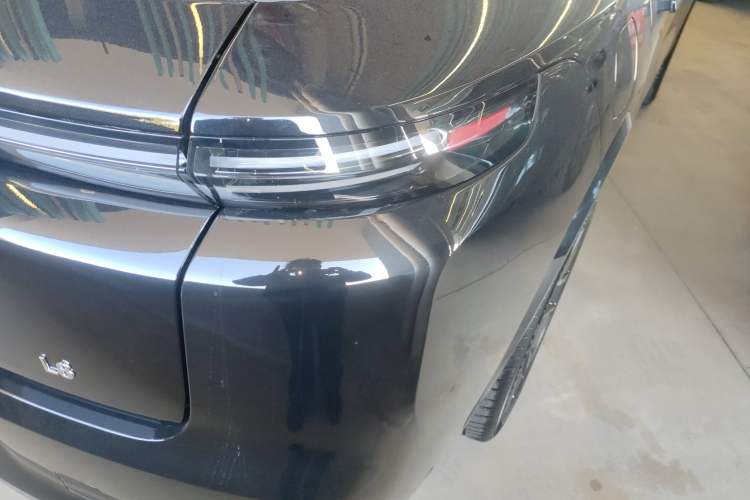 Used Li Auto L8 2025 Ultra Smart Refreshed Edition
