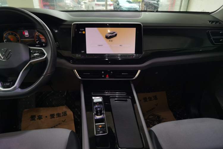 Used Volkswagen Teramont X 2022 330TSI Two-Wheel-Drive Luxury Edition
