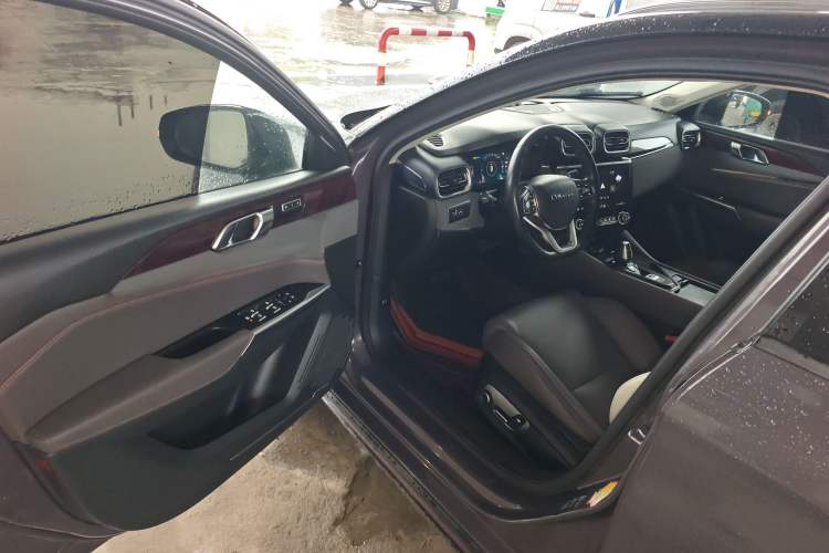 Used Lynk & Co 02 2020 High-Energy Edition 2.0T Automatic Two-Wheel Drive Shine Pro Edition
