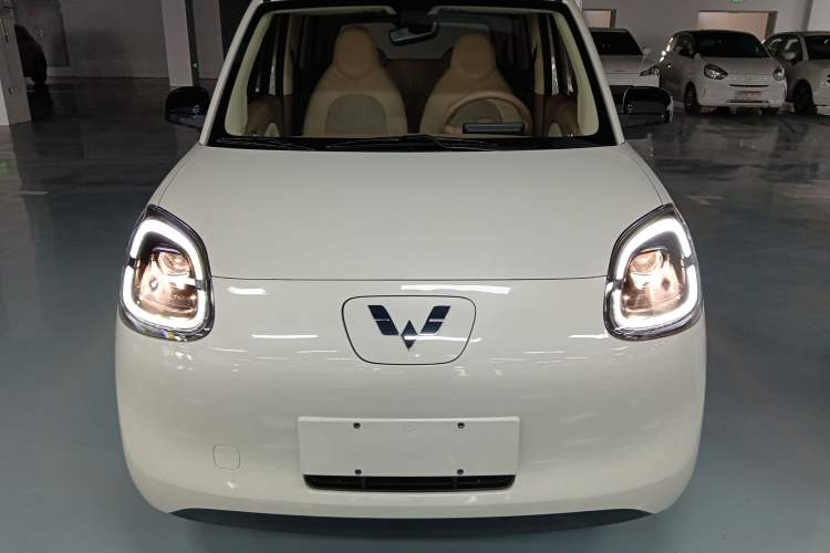 Used Wuling Hongguang MINIEV 2025 Four-Door Version Advanced Edition