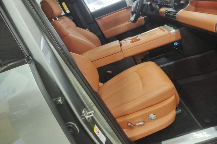 Used  Tai 7 2025 Model 190 km Four-Wheel Drive Ultra Edition
