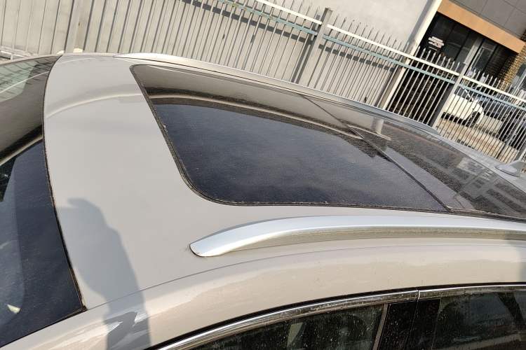 Used BYD Sealion 05 DM-i 2025 DM-i 115KM Flagship Model
