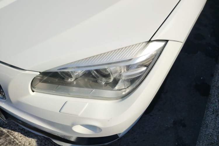 Used BMW X1 2014 sDrive18i Leading Model
