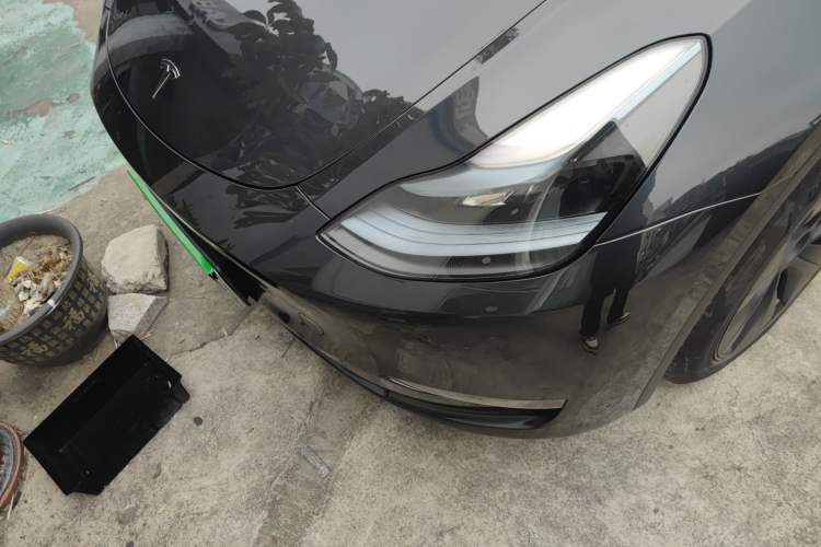 Used Tesla Model Y 2024 Long-Range All-Wheel-Drive Version
