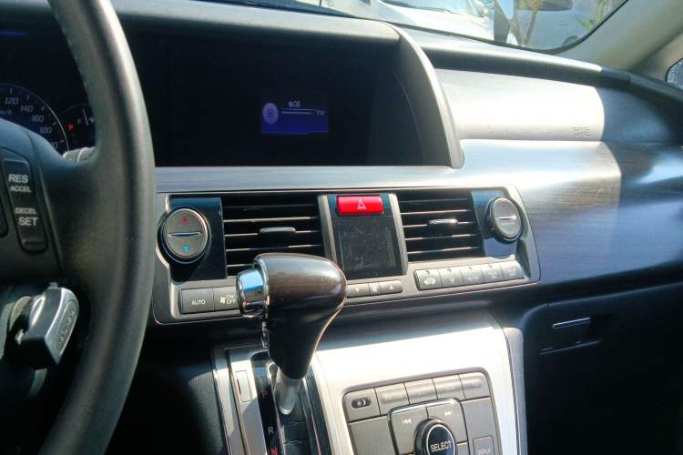 Used Honda Elysion 2012 2.4L VTi-S Prestige Edition
