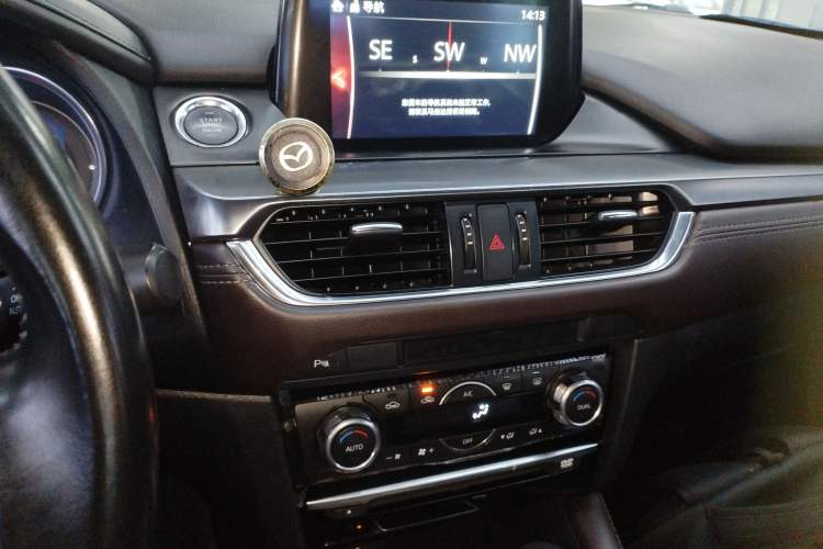 Used Mazda Atenza 2017 2.0L Blue Sky Luxury Edition
