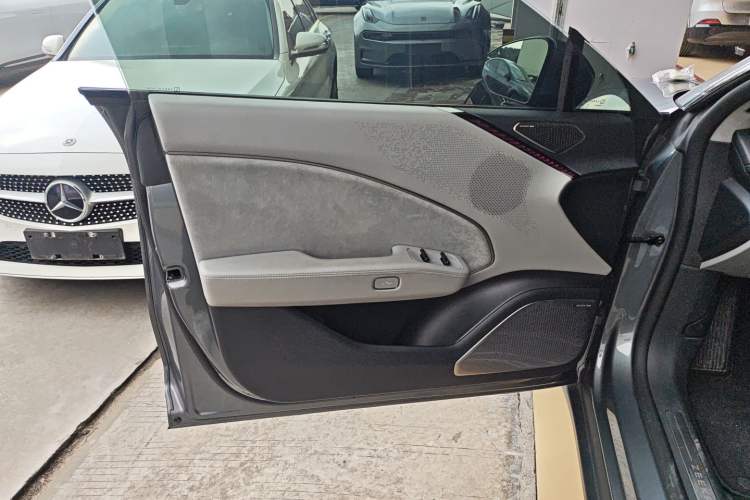 Used Zeekr 007 2024 Rear-Drive Intelligent Driving Version 75 kWh
