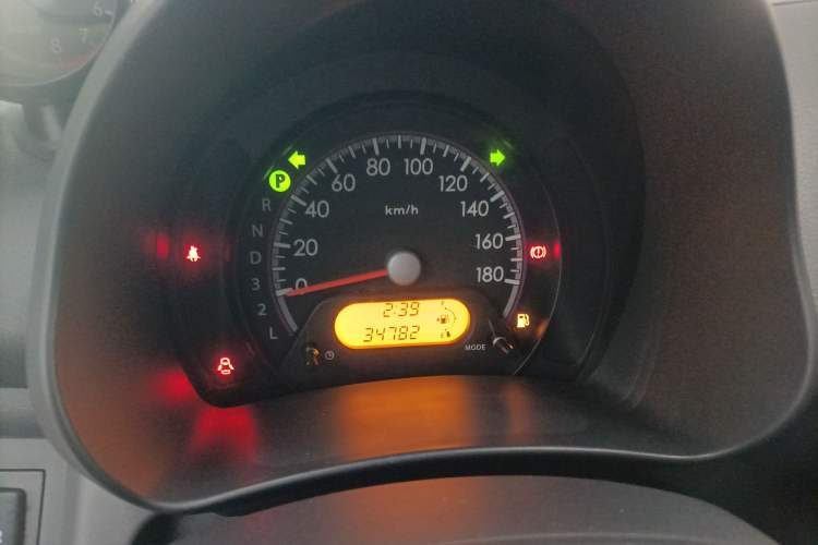 Used Suzuki Alto 2013 1.0L Automatic Luxury Model
