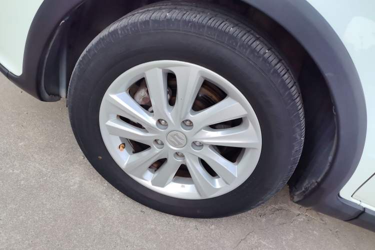 Used Suzuki SX4 2013 1.6L Manual CoolRide Model
