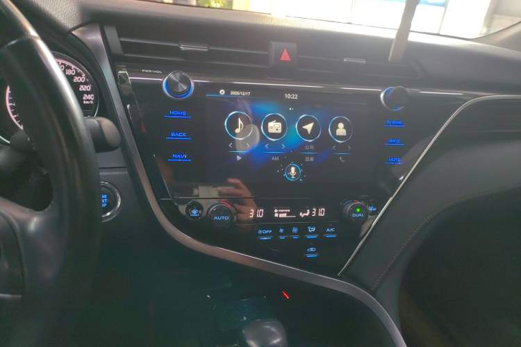 Used Toyota Camry 2019 2.0G Luxury Edition China VI Standard