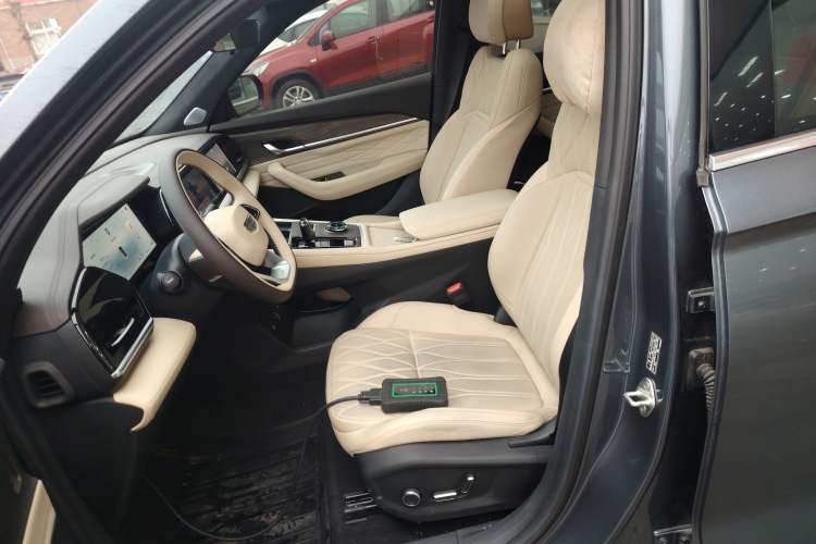 Used Geely Auto Monjaro L 2025 Dongfang Yao 2.0TD Automatic Jinzhao Edition
