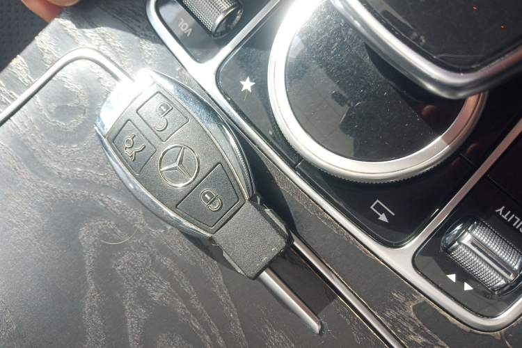 Used Mercedes-Benz C-Class 2015 C 200 L Sport Edition
