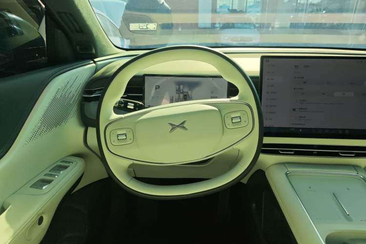 Used XPeng G6 2025 625 Long-Range Max Flagship Edition
