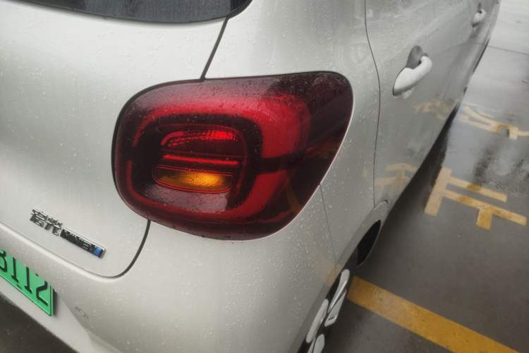 Used Wuling Hongguang MINIEV 2025 Four-Door Version Advanced Edition
