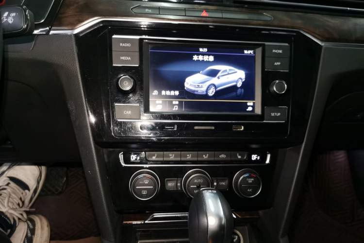 Used Volkswagen Magotan 2018 330TSI DSG Luxury Model
