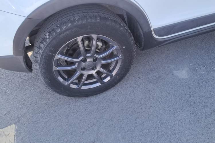 Used Geely Auto Vision X3 2021 PRO 1.5L CVT Deluxe Model
