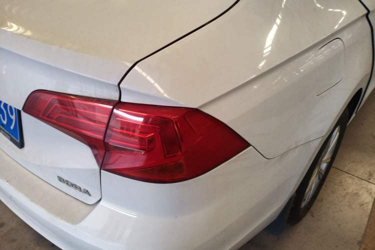 Used Volkswagen Bora 2016 1.6L Automatic Fashion Model
