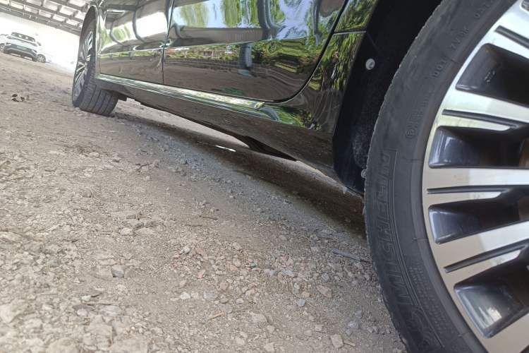 Used Hongqi H7 2019 2.0T Elite Edition
