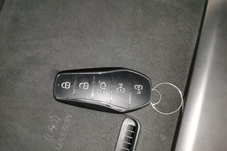 Used BYD Xia 2025 DM-i 1.5T 100km Supreme Edition
