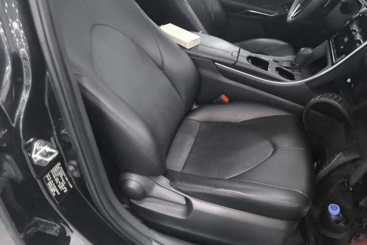 Used Toyota Avalon 2019 2.5L Ambition Version China VI Standard