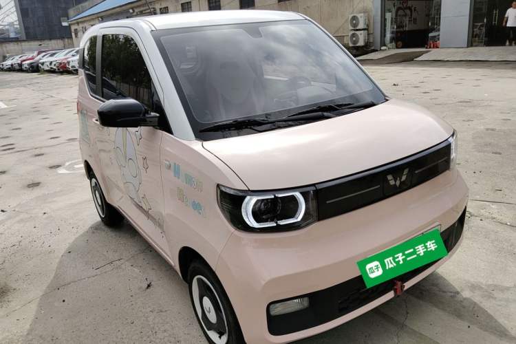 Used Wuling Hongguang MINIEV 2022 Macaron Premium Model – Lithium Iron Phosphate
