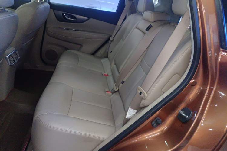 Used Nissan X-Trail 2014 2.0L CVT Comfort Edition 2WD
