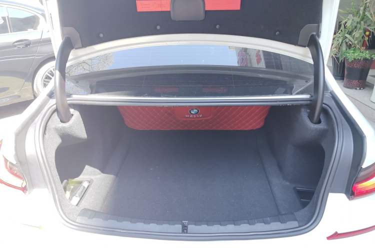 Used BMW 3 Series 2020 Facelift 325Li First Edition
