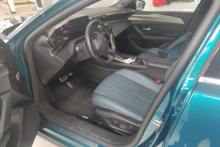 Used Peugeot 408X 2023 Boundary-Free Edition
