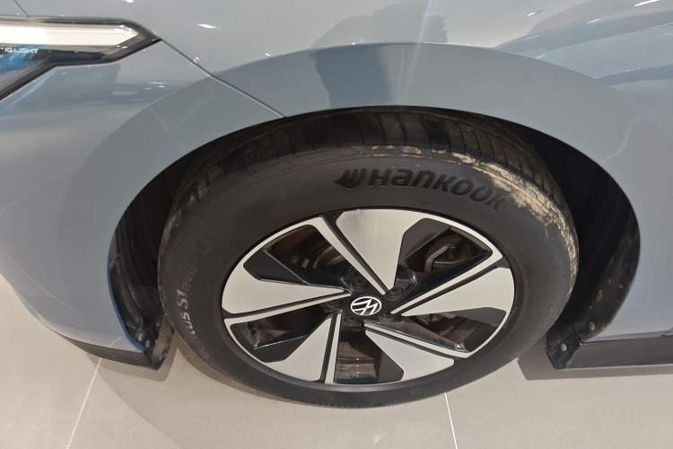 Used Volkswagen ID.7 VIZZION 2024 AIR model
