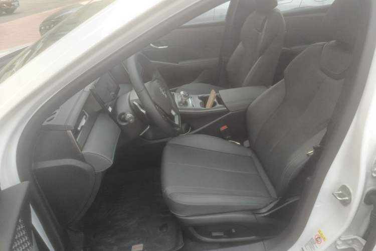 Used BYD Qin PLUS 2025 DM-i Smart Drive 120KM Superior Model