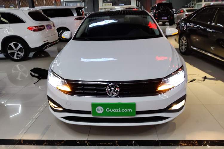 Used Volkswagen Lamando 2019 230TSI DSG Fashion Edition China V Standard