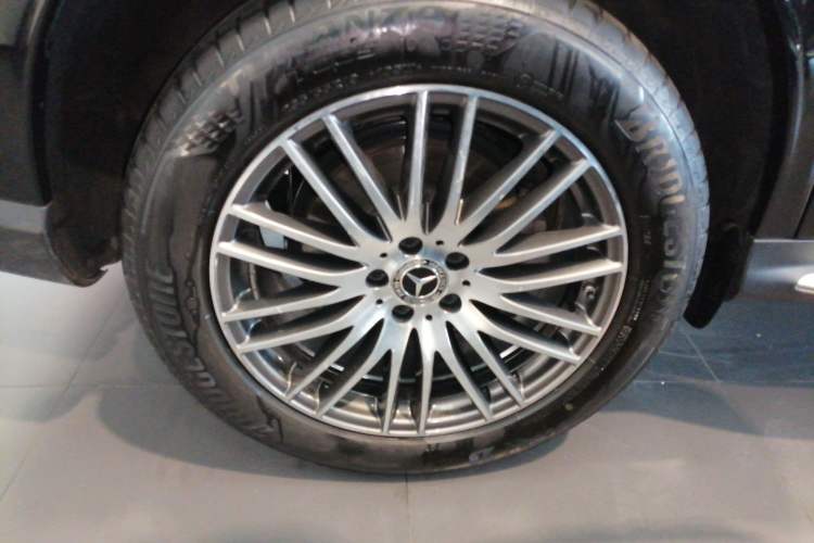 Used Mercedes-Benz GLC 2023 GLC 300 L 4MATIC Dynamic 7-Seater
