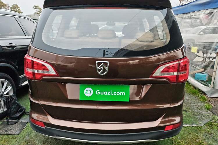 Used Baojun 730 2016 Revised 1.5L Manual Standard Version 7 Seats China V Emission Standard
