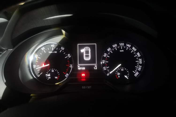 Used Skoda Octavia 2017 1.6L Automatic Smart Drive Edition