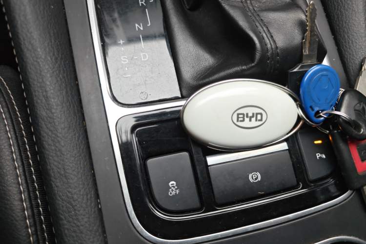 Used BYD Song MAX 2017 1.5T Automatic Smart Connect Elite 7-Seater