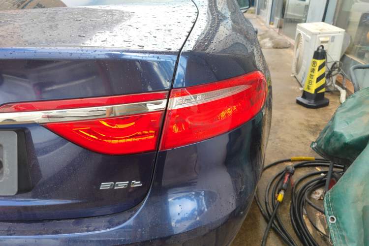 Used Jaguar XF 2016 XF 3.0 SC Two-Wheel-Drive Luxury Edition
