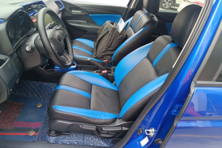 Used Honda Fit 2016 1.5L LXS CVT Comfort Sunroof Version
