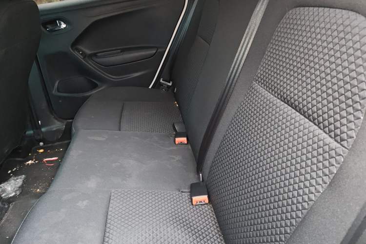 Used Citroen Elysee 2018 Revised Version 1.6L Manual Fashion Edition
