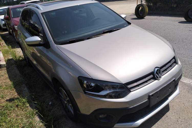 Used Volkswagen Polo 2012 1.6L Cross Polo Automatic Transmission
